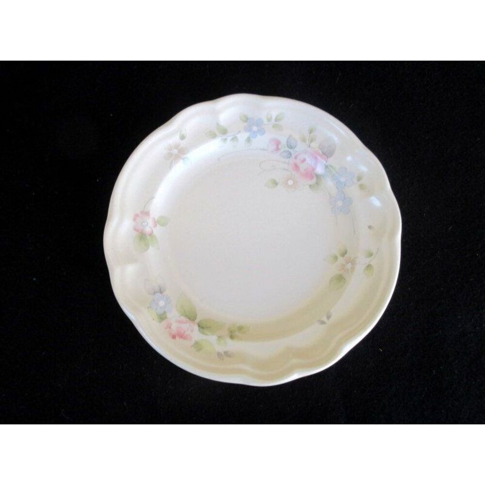 Pfaltzgraff Tea Rose Salad Plate Pink Roses/Blue‎ Flowers Scalloped